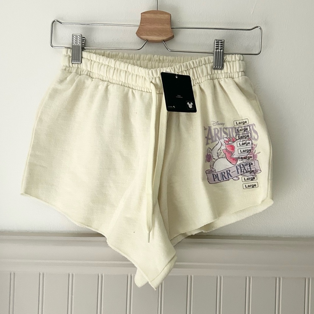 ⭐️ NEW Disney Large Aristocats Soft Yellow Sweat Shorts